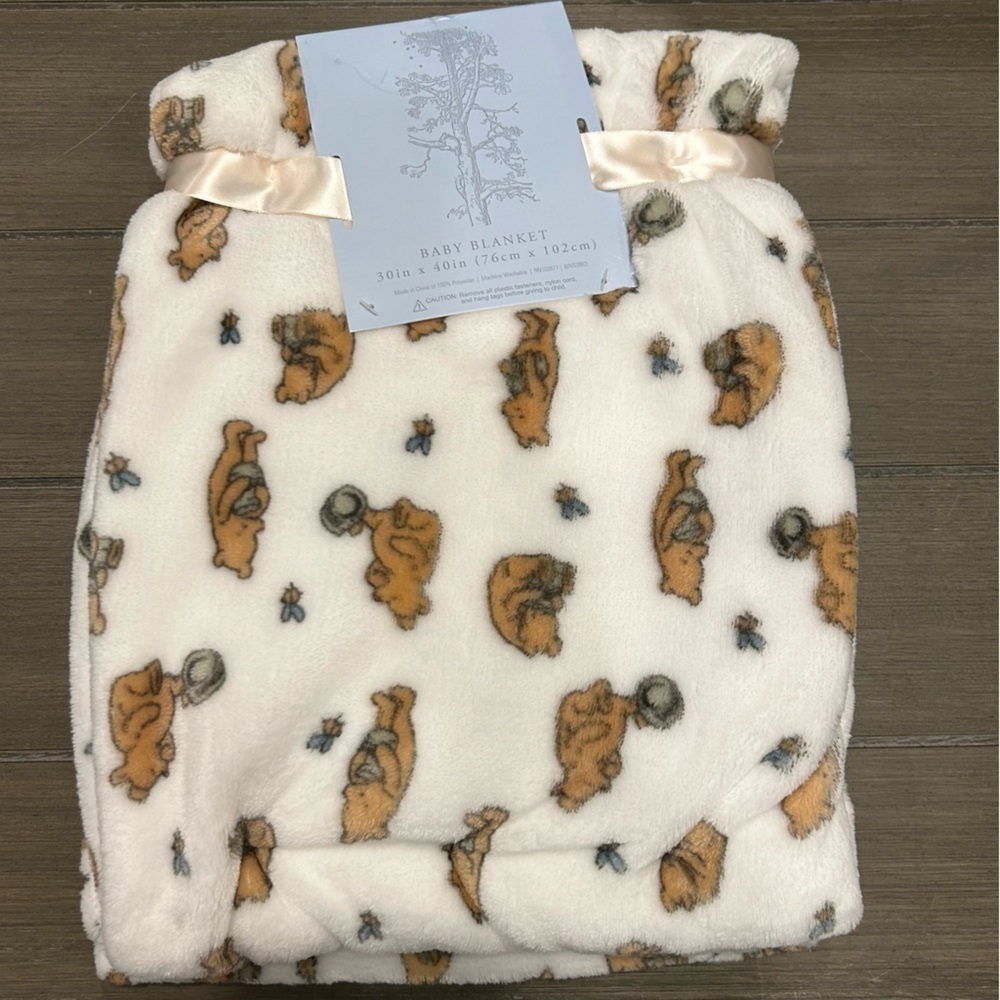 Winnie the Pooh Baby Blanket - Picture 5 of 6